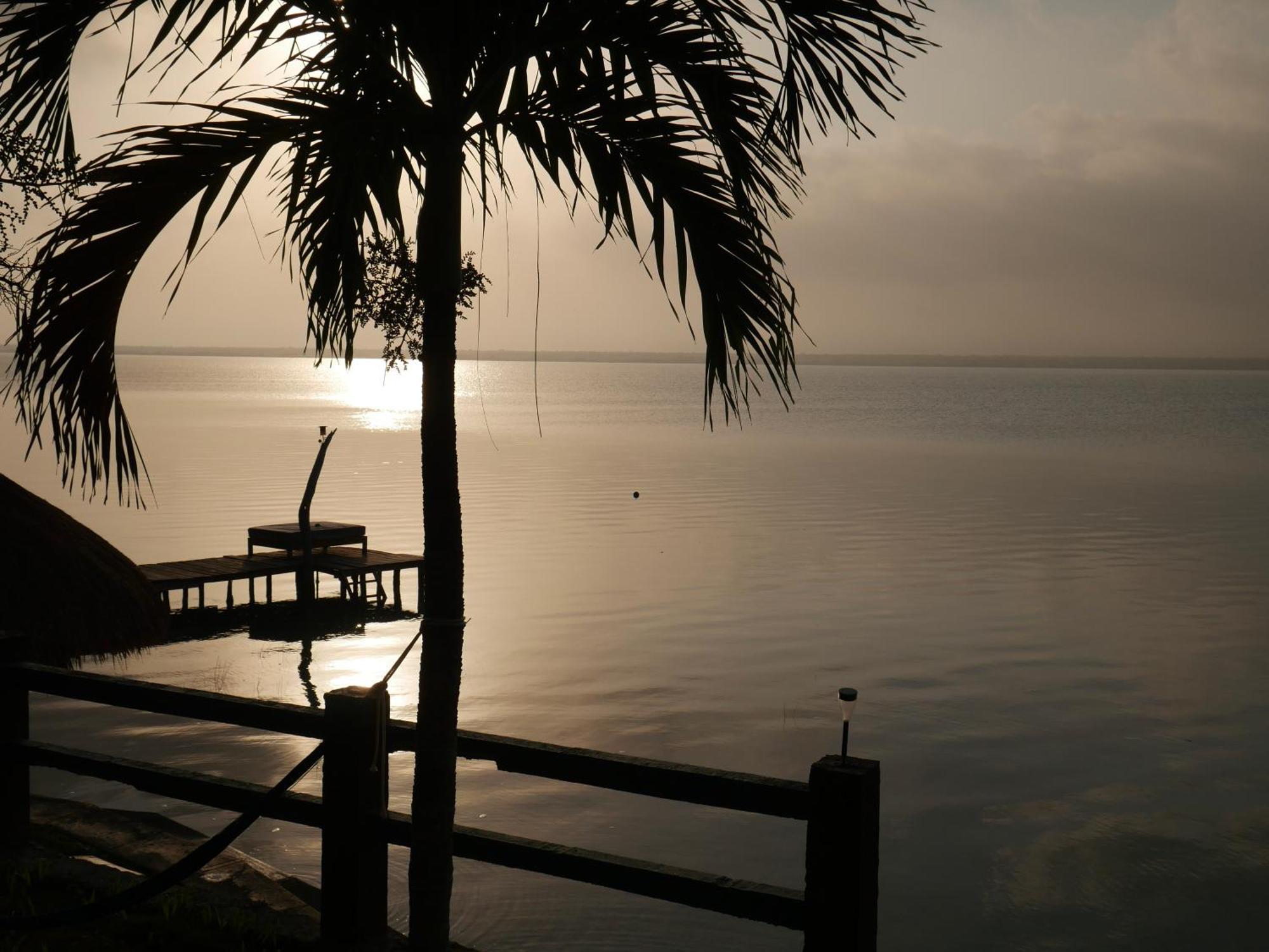 Villa Santuario Lake Front Oasis Bacalar Extérieur photo